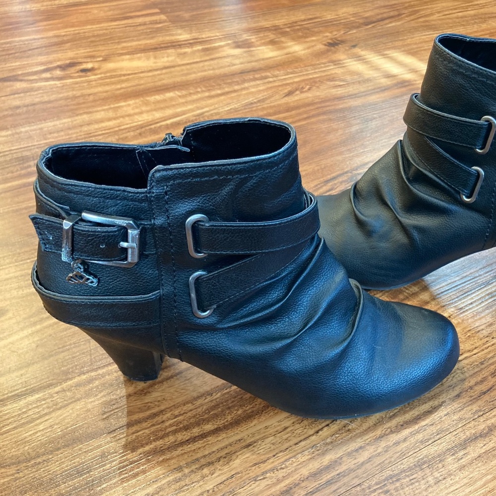 Ankle boots
